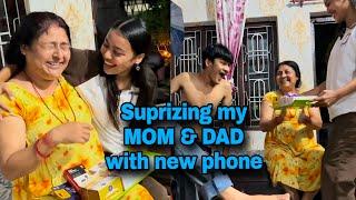 Surprising my MOM & DAD with a new PHONE 