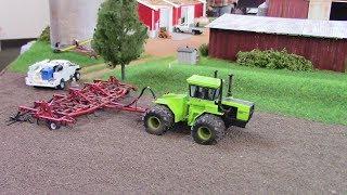 Andrew O'Leary's Farm Display at the 2018 Lafayette Farm Toy Show