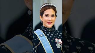 #Queen Mary of Denmark   designed a new #Diamond tiara ️ #royals #jewellery