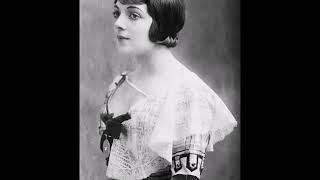 Irene Bordoni - Just An Hour Of Love 1929 Rube Bloom on Piano "Show of Shows"