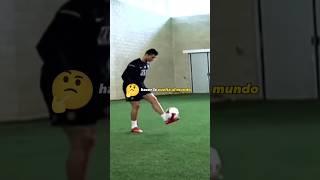 Cómo hacer la vuelta al Mundo  #futbol #freestylefutbol #tricks #jugadas #skills