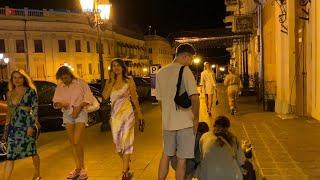 Nightlife in Odessa /  Ukraine / Walking Tour / Hot Summer August 2023