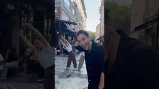 Sokakta dansçı bulmak                        şarkı adı: “Kin Tutmam”