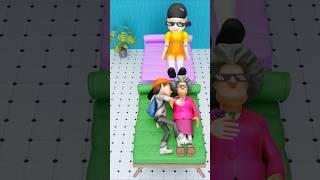 SQUID GAME GIRL DOLL LOVE SCARY TEACHER #squidgame #shorts | Maheshwar Gamerz