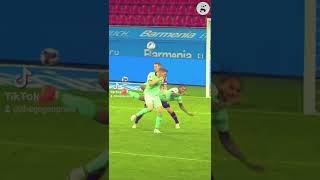 Insane Valentino #Lazaro scorpion kick goal 