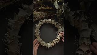 Upcycled Egg Carton Wreath with Dried Flowers #recycledart #diy #handmade #craftshorts #craftideas