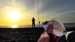 Angeln am Mittelmeer in Brandung und Hafen im Winter / "Catch" and Cook