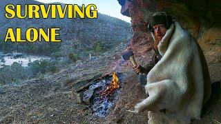 3 Days SOLO Survival in Winter as a Traditional Australian Bushman