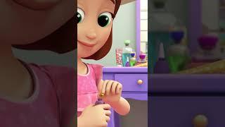 Mommy Is My Hero | Kids Cartoons and Nursery Rhymes