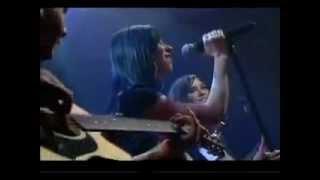 The Veronicas Speechless (live 2006)