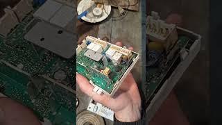 Ремон стиральной машины Индезит. Пришло 380v!