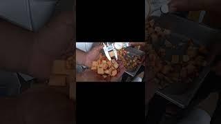 Elephant Foot Yam(Karunai Kilangu) Dicing In Vegetable Cutting Machine (CVGK-2000) By-Global Kitchen