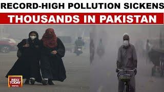 Pakistan Smog: Record-high pollution sickens thousands in Pakistan's Lahore