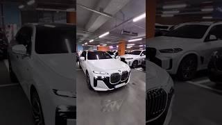 BMW 740d с минимальным пробегом и в супер комплектации...