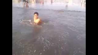 Arit Uday Bhagat enjoying at Juhu Chaupati