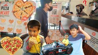 BELI PIZZA HEART NAIK MOBIL BALAP | Eyzel channel