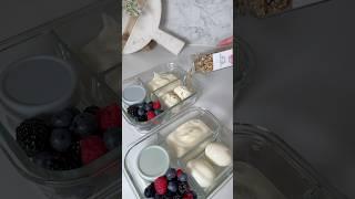 Protein breakfast box 🫐 28 grams of protein per box #asmr #mealprep #breakfast #protein