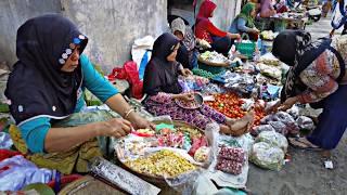 Rural life, What do you know about traditional markets in Indonesia ?