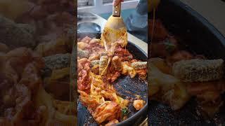 배부른데 가성비까지 완벽한 점심메뉴는 여깁니다 / lunch menu is dakgalbi "chicken"