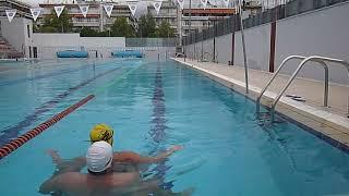 lifeguard rescue training and swimming with head up