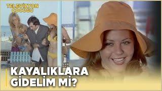 Televizyon Çocuğu Türk Filmi | Hüsnü, Kızların İlgi Odağında!