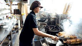 The Ramen Shop Along the Highway! Popular and Delicious Miso Ramen! The Chef is Immersed in Cooking!