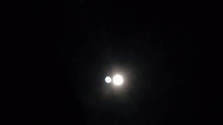 How Is This The Moon? Two Light Source 8/2/23