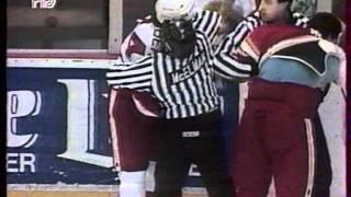 Sandy McCarthy vs Bob Probert Apr 2,1994