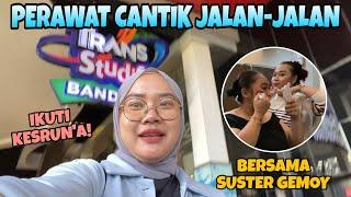 KESERUAN PERAWAT CANTIK JALAN-JALAN DI TRANS STUDIO BANDUNG, BERSAMA SUSTER-SUSTER GEMOY