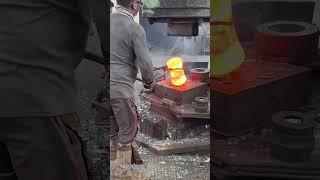 Make in China Step-by-Step Guide to Traditional Metal Forging #process #machine #forging #factory