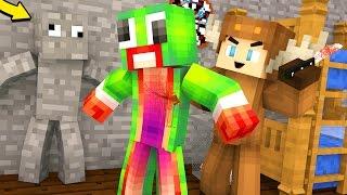 I AM STONE CHALLENGE IN MINECRAFT MURDER MYSTERY!