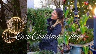 COSY VLOGMAS: Last Festive Touches in the Garden & Wreath Making ️