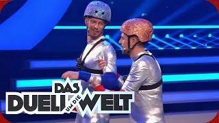 INDONESIEN: Rollschuh Yoga | Studiospiel | Duell um die Welt | ProSieben