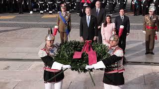 Ofrenda floral de SS.MM. los Reyes al soldado desconocido