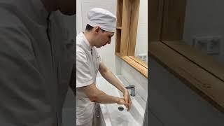 Как моют руки хирурги? Доктор Садыков