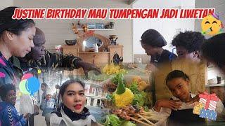 Ujung2nya Indonesian food(liwetan) buat birthday Justine️