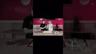 Готовим ягодную начинку для торта, смотрите видео с приготовлением полностью в профиле #торт