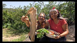 COCINANDO un ASOPAO  de POLLO en un HERMOSO RIO de MANABAO un CAMPO de JARABACOA