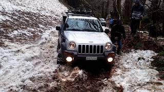 Jeep kj liberty off road