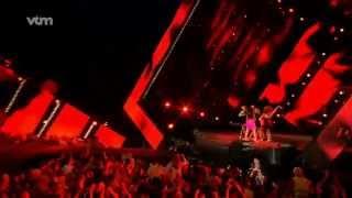 Paradisio Ft Shelby DIAZ & Dj Patrick Samoy - Bailando Live (Remix 2009)