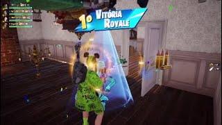 Fortnite jogando mau