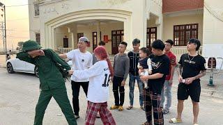 Hoàng Em Troll Đi Bộ Đội Chanh Chanh K.h.ó.c Nức Nở Cực Hài