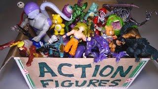 What's in the box: Random action figures #5