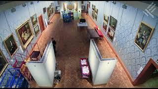 Gwagio Oriel Celf yn yr Amgueddfa! | Emptying an Art Gallery in the Museum!