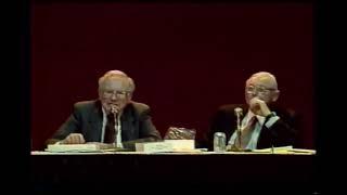 Warren Buffett on Extending GEICO's Operation to Europe and Asia | 2001 Berkshire Annual Meeting