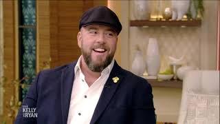 Chris Sullivan Was the Voice of the Geico Camel