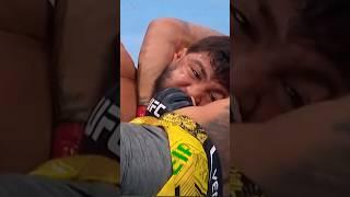 Arman Tsarukyan Dismantles Charles Oliveira After Escaping Submission #mma #ufc #brazil #armenia