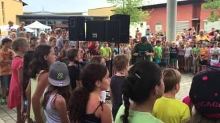 Eröffnungslied des Schulfests 2015 der Pestalozzischule Lampertheim