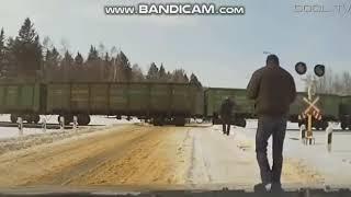 Поезд сбил человека и овария дтп подборка видео