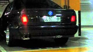 BMW Two-Tone BLUE&RED LED Emblem. (Parking lot)